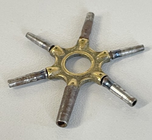 Antica chiave stella - stella, ottone